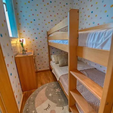 - Haus D, App 0d0708 Διαμέρισμα